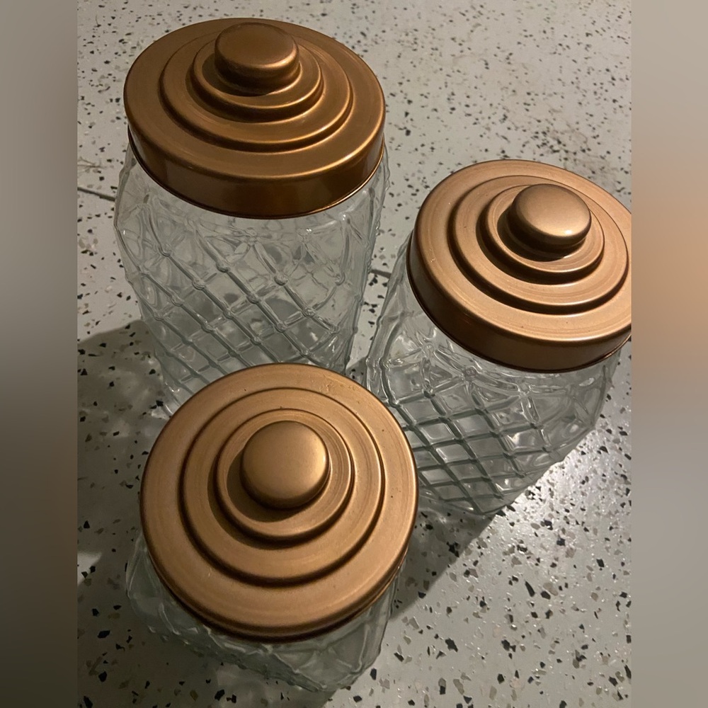 COPY - Glass jar with top